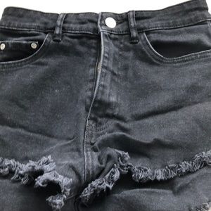Nice Zara shorts that are like new
